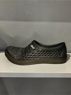 TECS Women's Skai Slide Sandal. Black Mesh Slip-On Loafer